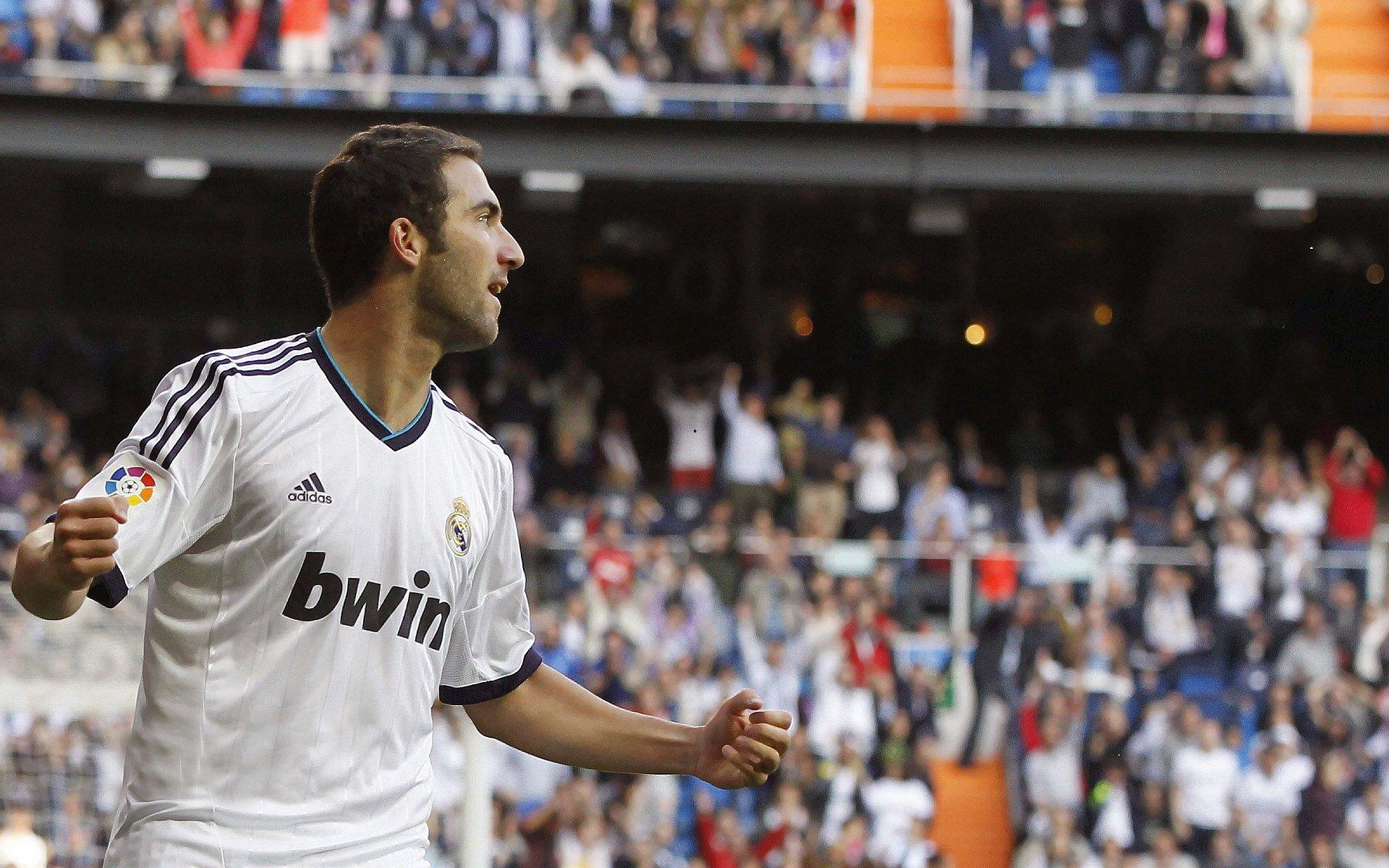 皇家马德里与巴塞罗那激战西甲<a href=