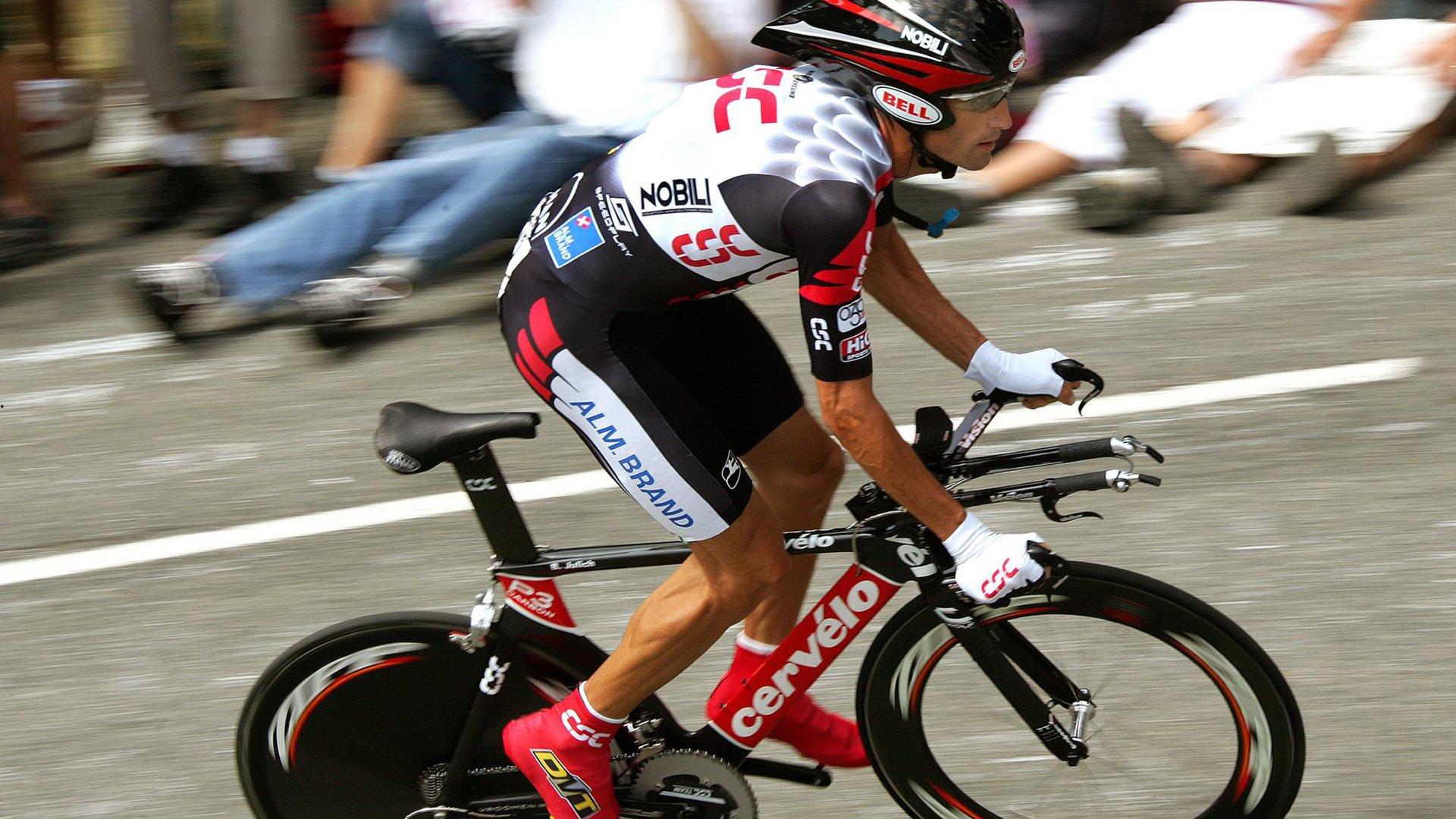 泳坛名将因禁赛风波无缘世锦赛 职业生涯面临重大挑战